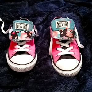 Pink CONVERSE SIZE 4 JUNIOR